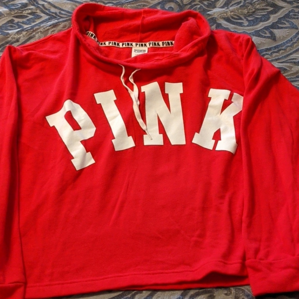 PINK Victoria's Secret Red Crop